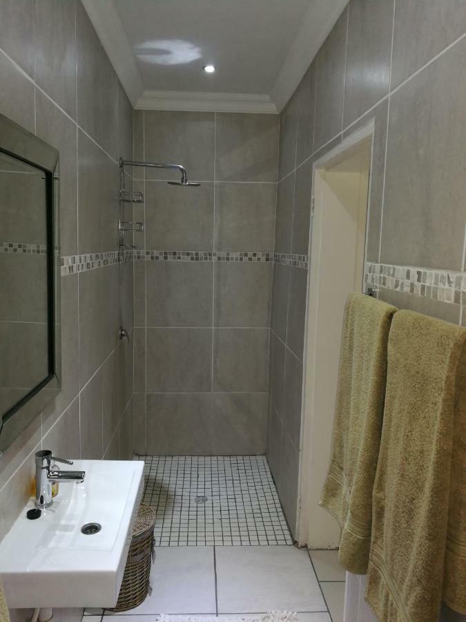 Pongola Road Self Catering Accommodation Uitenhage Luaran gambar